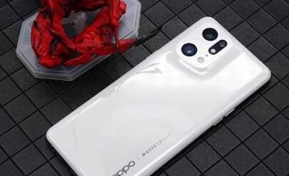 OPPO推出新的Find X5 Pro大师版